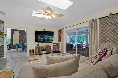$1,799,000 | 6952 Southwest 149th Terrace, Palmetto Bay, FL 33158