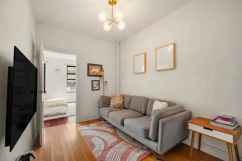$3,950,000 | 19 Clifford Place | Greenpoint