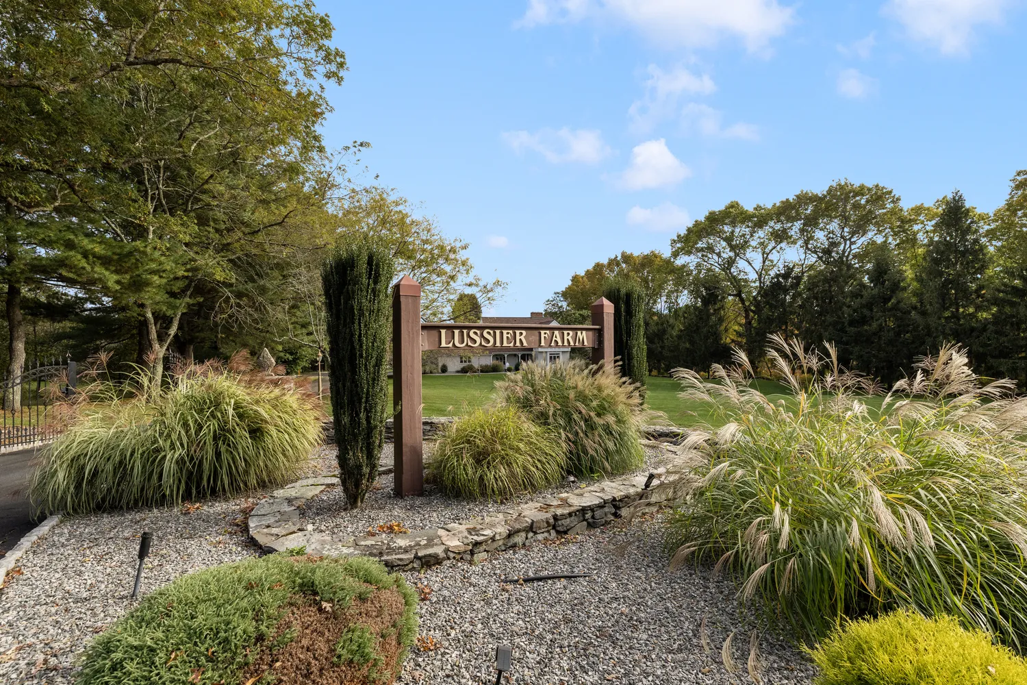 $2,149,000 | 365 West Wrentham Road, Cumberland, RI 02864