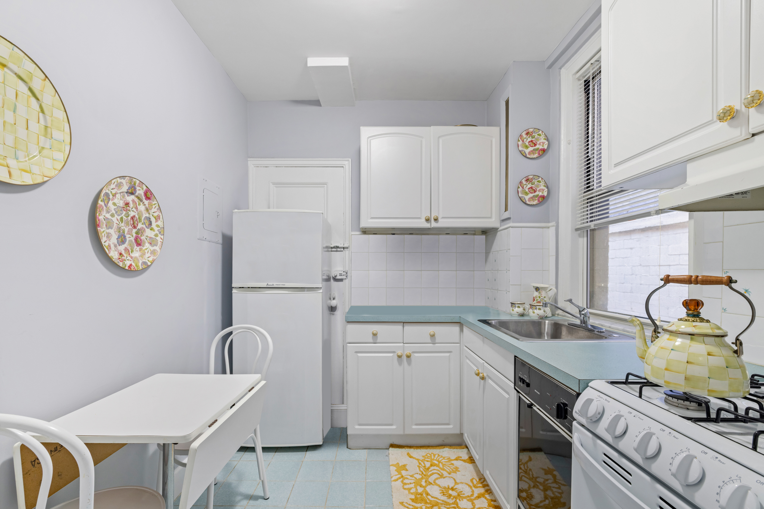 27 West 55th Street, Unit 62 Manhattan, NY 10019 - Photo 3 of 7