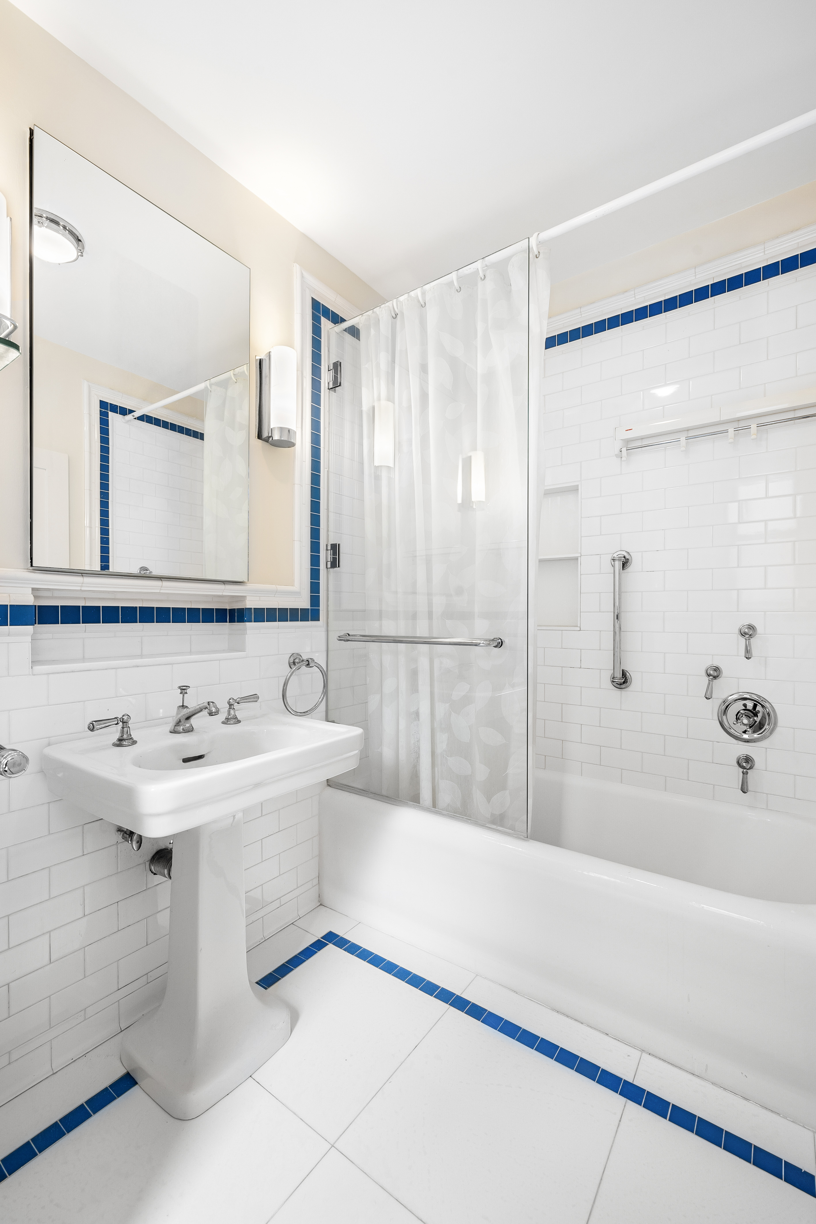 245 West 107th Street, Unit 5B Manhattan, NY 10025 - Photo 18 of 25