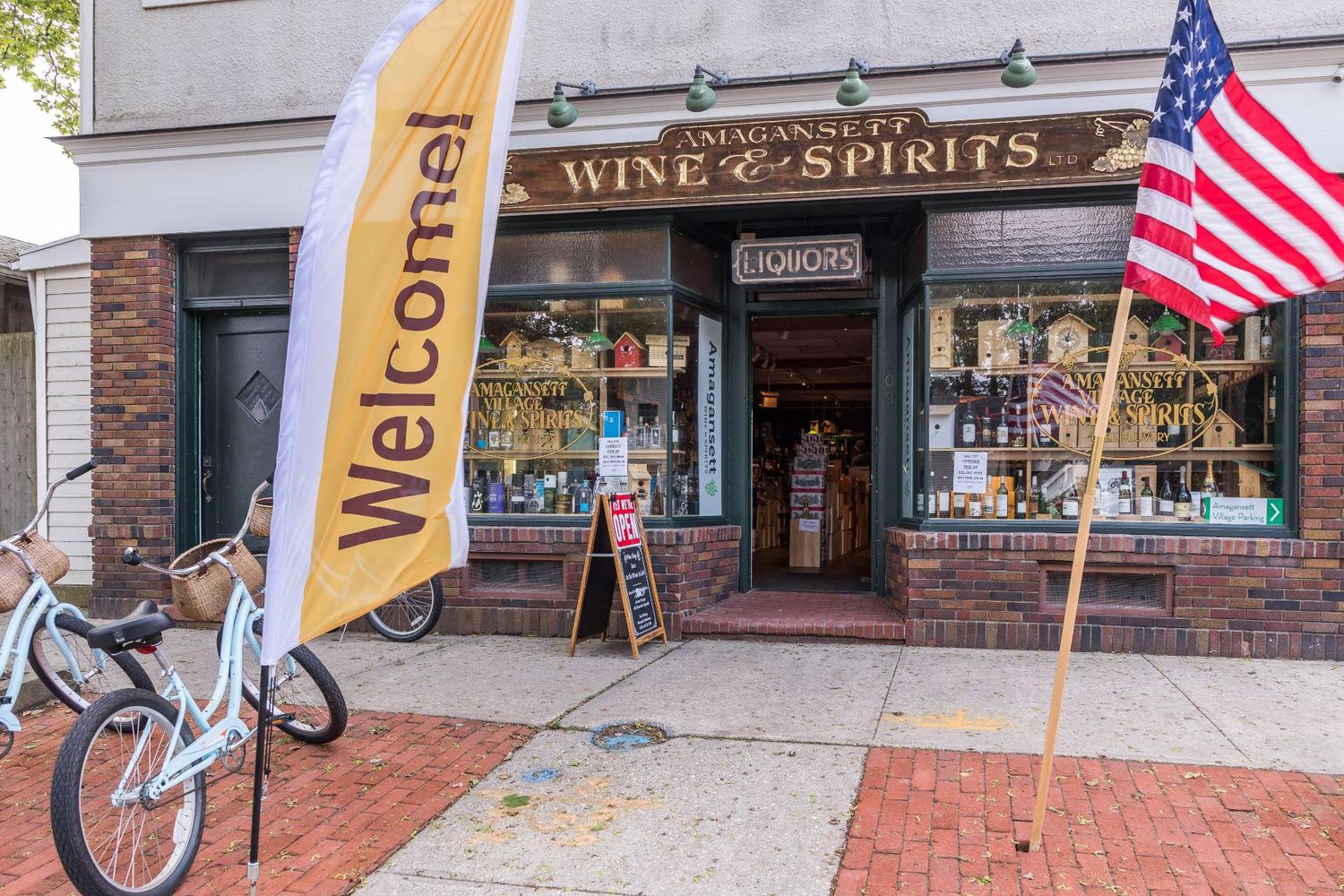 $3,850,000 | 44 Cliff Road, Amagansett, NY 11930