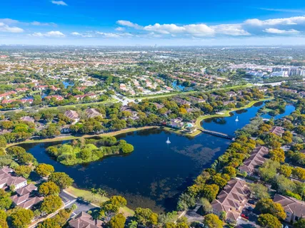 $285,000 | 2457 Centergate Drive, Unit 306, Miramar, FL 33025