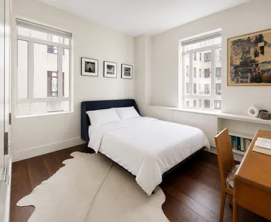 $10,500,000 | 25 Central Park West, Unit 17RU | Upper West Side