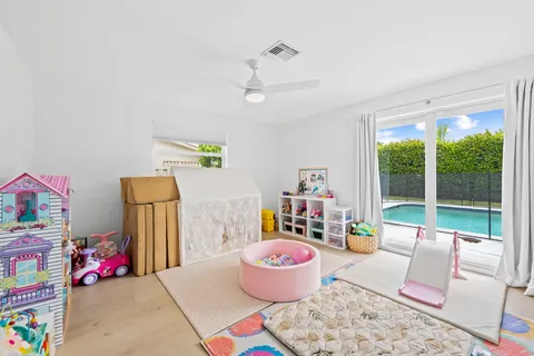 $1,599,000 | 44 Fort Royal Isle, Fort Lauderdale, FL 33308