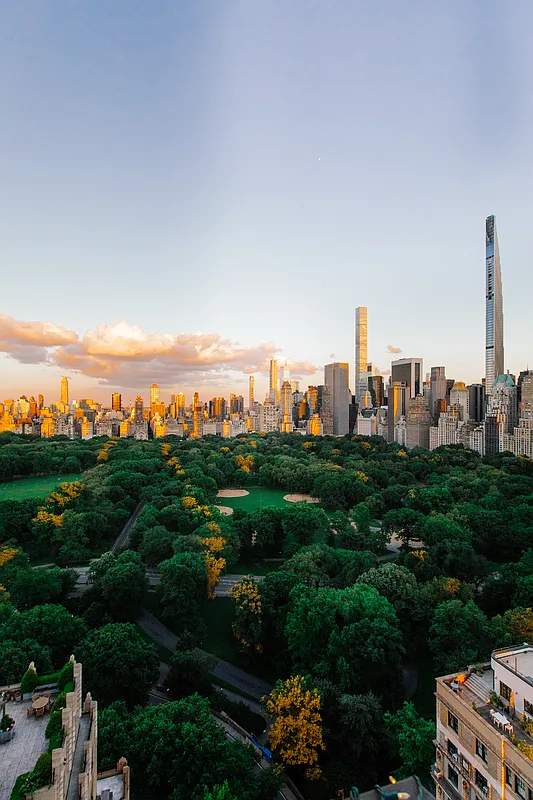 10 West 66th Street, Unit 21E Manhattan, NY 10023 - Photo 9 of 28