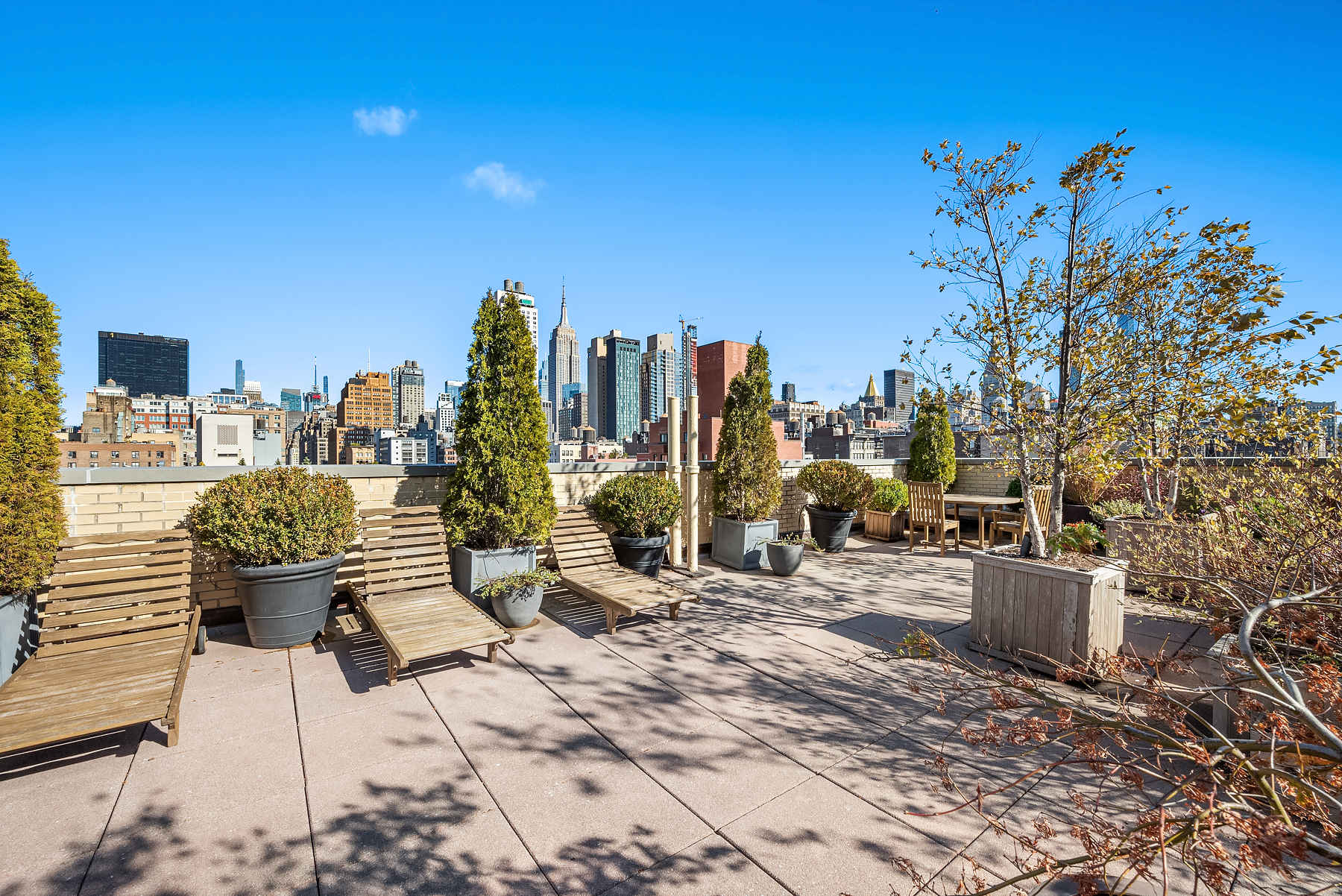 200 West 20th Street, Unit 905 Manhattan, NY 10011 - Photo 14 of 17 a view of outdoor space with seating area