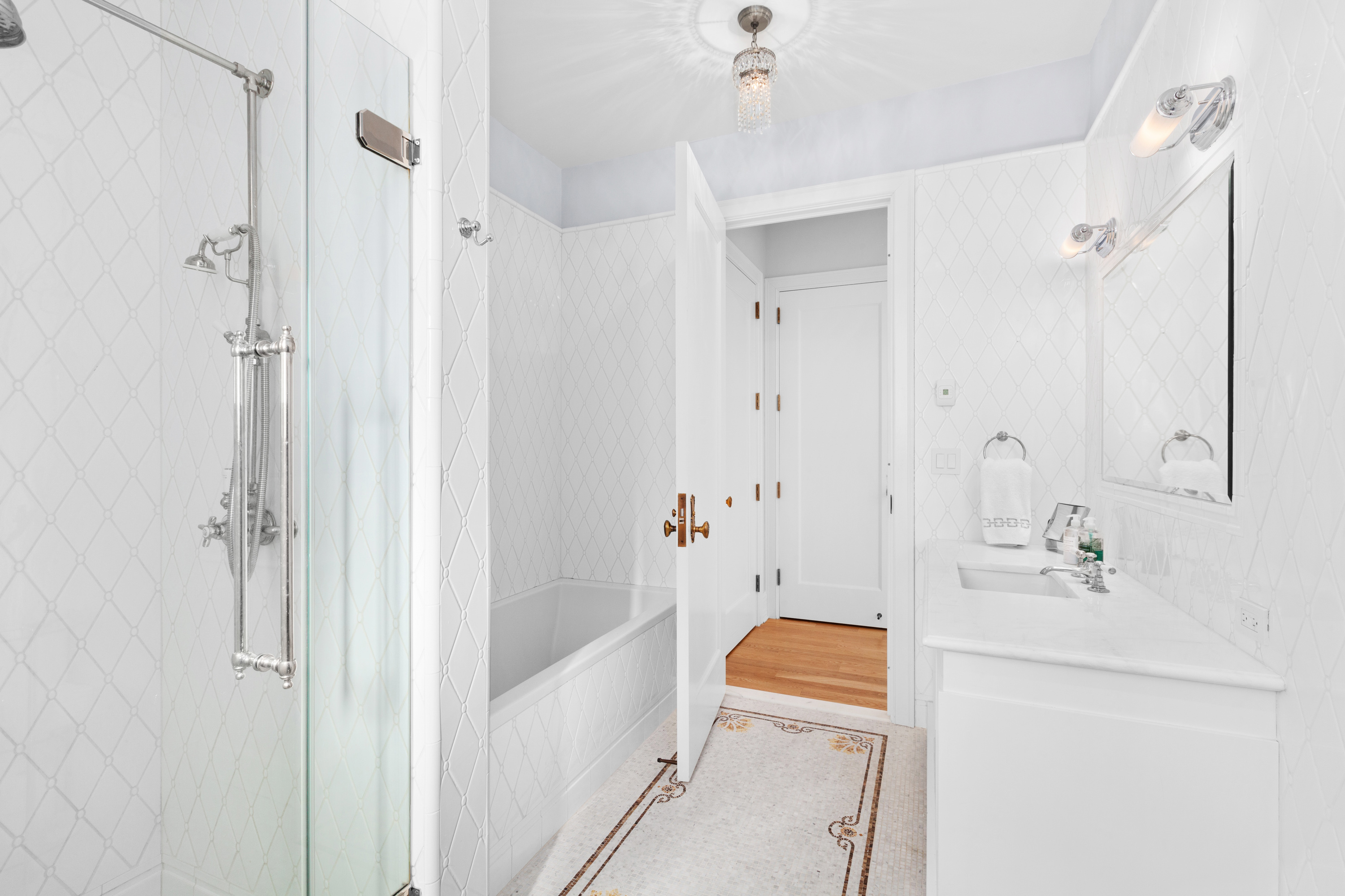 1 Central Park South, Unit 915 Manhattan, NY 10019 - Photo 12 of 24 Gallery Image 12