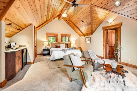 $3,395,000 | 8401 Jake Teeter Drive, Truckee, CA 96161