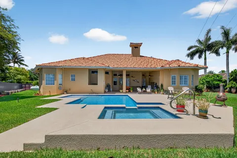 $2,375,000 | 8920 Southwest 162nd Terrace, Palmetto Bay, FL 33157