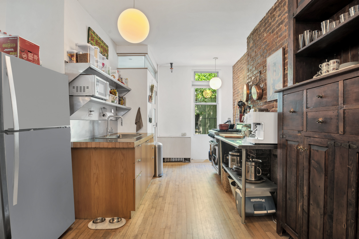 625 East 6th Street, Unit 2 Manhattan, NY 10009 - Photo 7 of 18