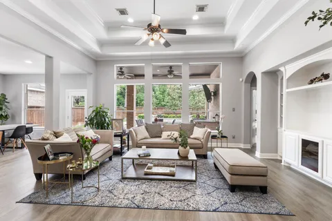 $960,000 | 130 South Arrow Canyon Circle, Spring, TX 77389