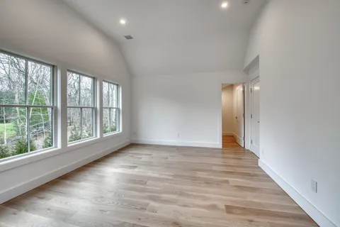 $4,650,000 | 23 Fairway Drive, East Hampton, NY 11937