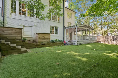 $1,350,000 | 1135 Peachtree Battle Avenue Northwest, Atlanta, GA 30327