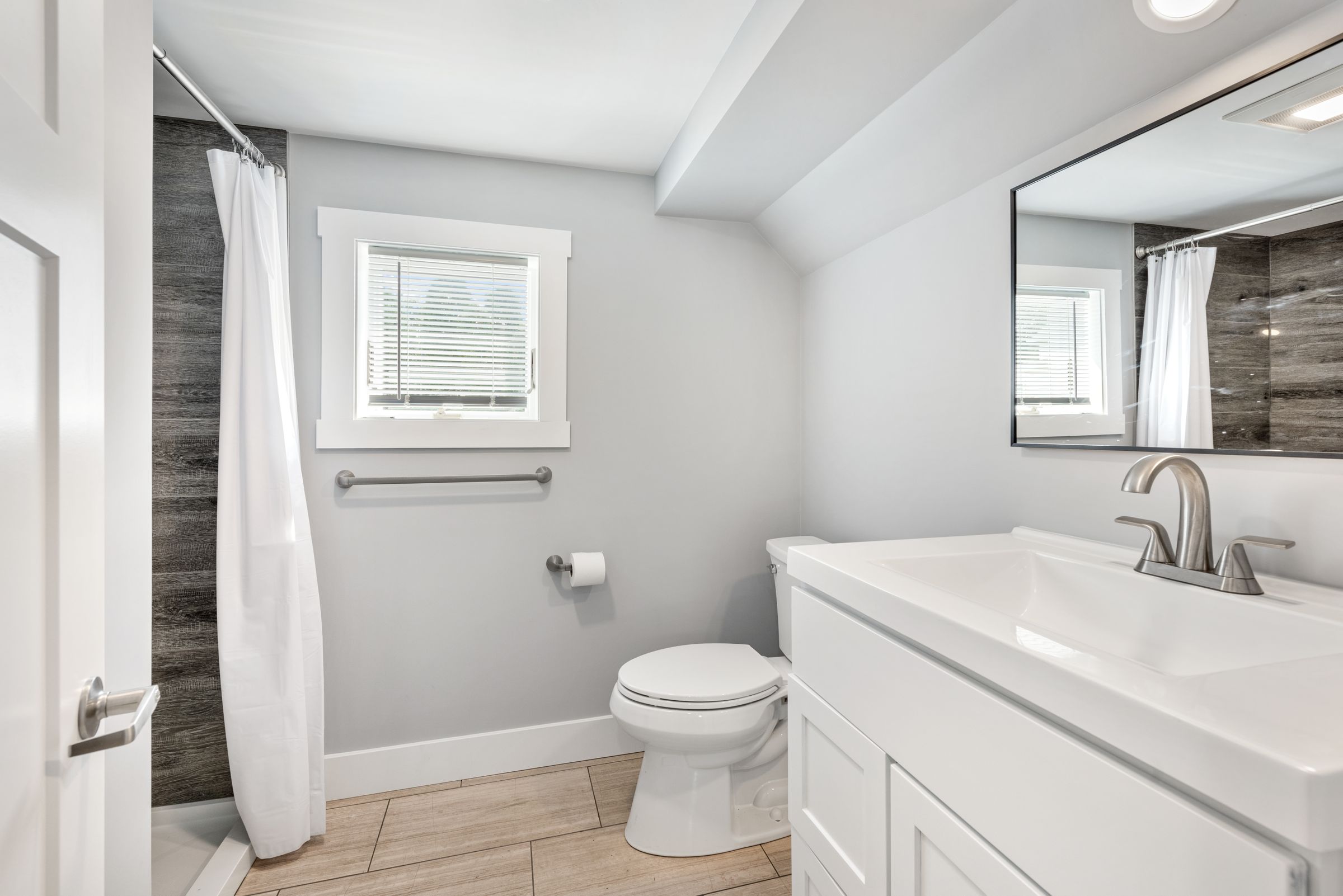 286 Riverside Drive Tiverton, RI 02878 - Photo 41 of 75