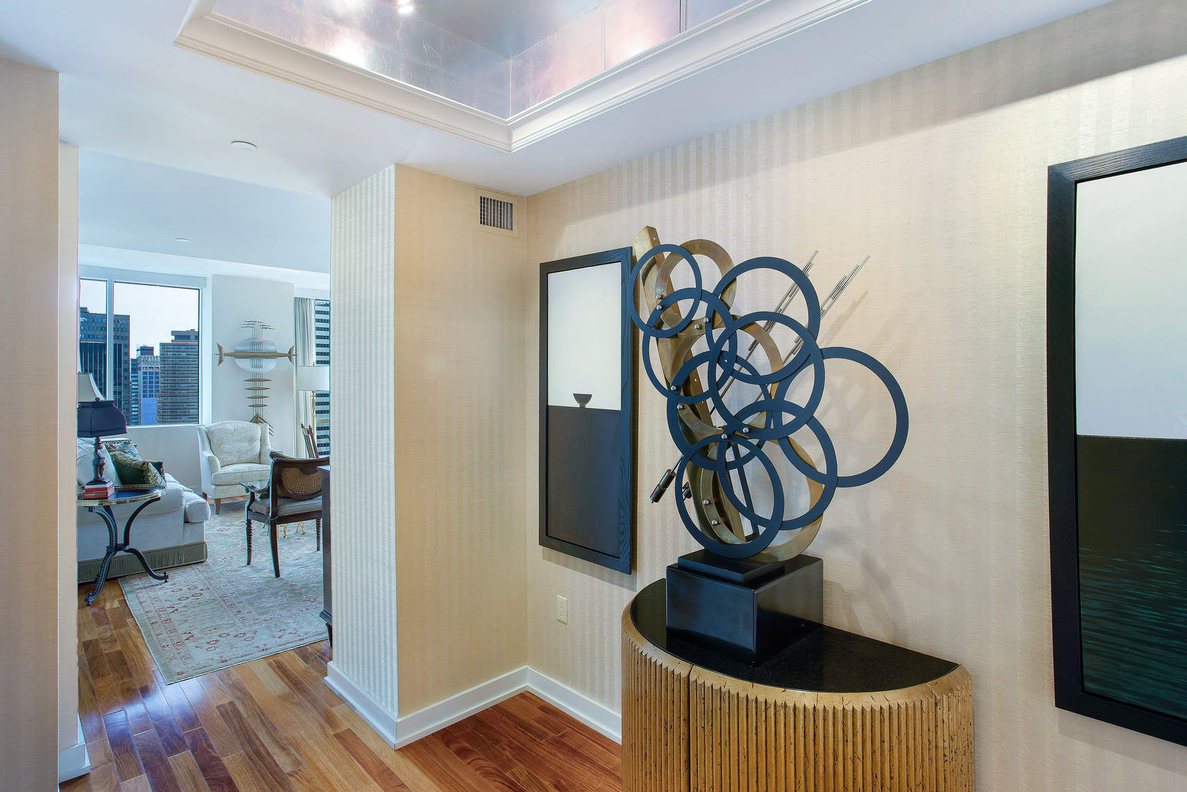 60 East 55th Street, Unit 40B Manhattan, NY 10022 - Photo 4 of 9