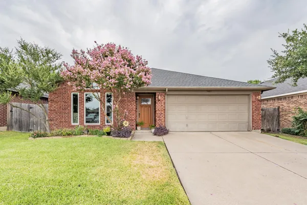 $315,000 | 7403 Fossil Lake Drive, Arlington, TX 76002