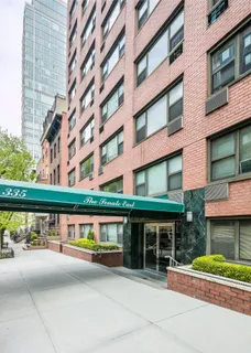 $749,000 | 335 East 51st Street, Unit 9D | Midtown East