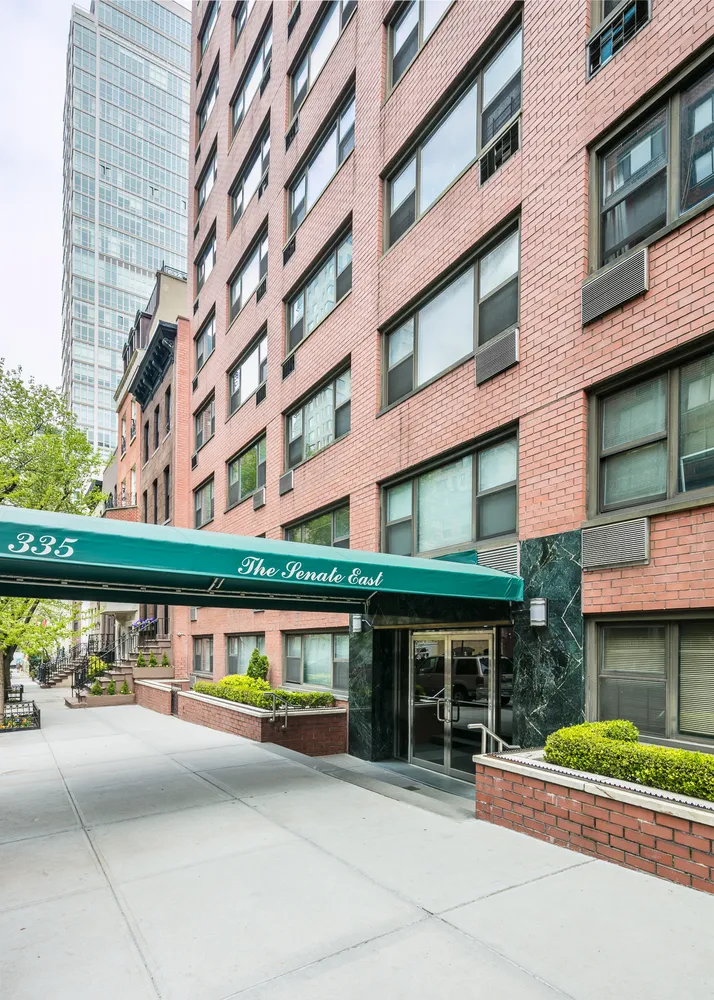 $749,000 | 335 East 51st Street, Unit 9D | Midtown East