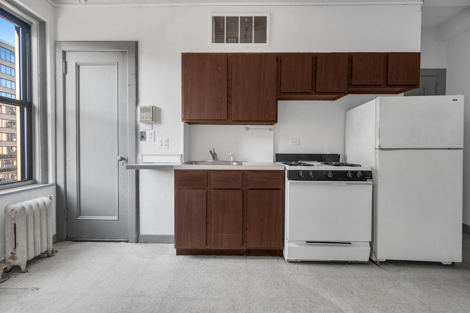 $1,376,674 | 215 West 92nd Street, Unit 7B | Upper West Side