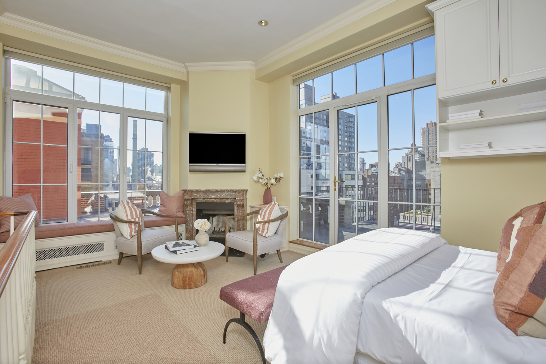 25 East End Avenue, Unit PH16 Manhattan, NY 10075 - Photo 11 of 23