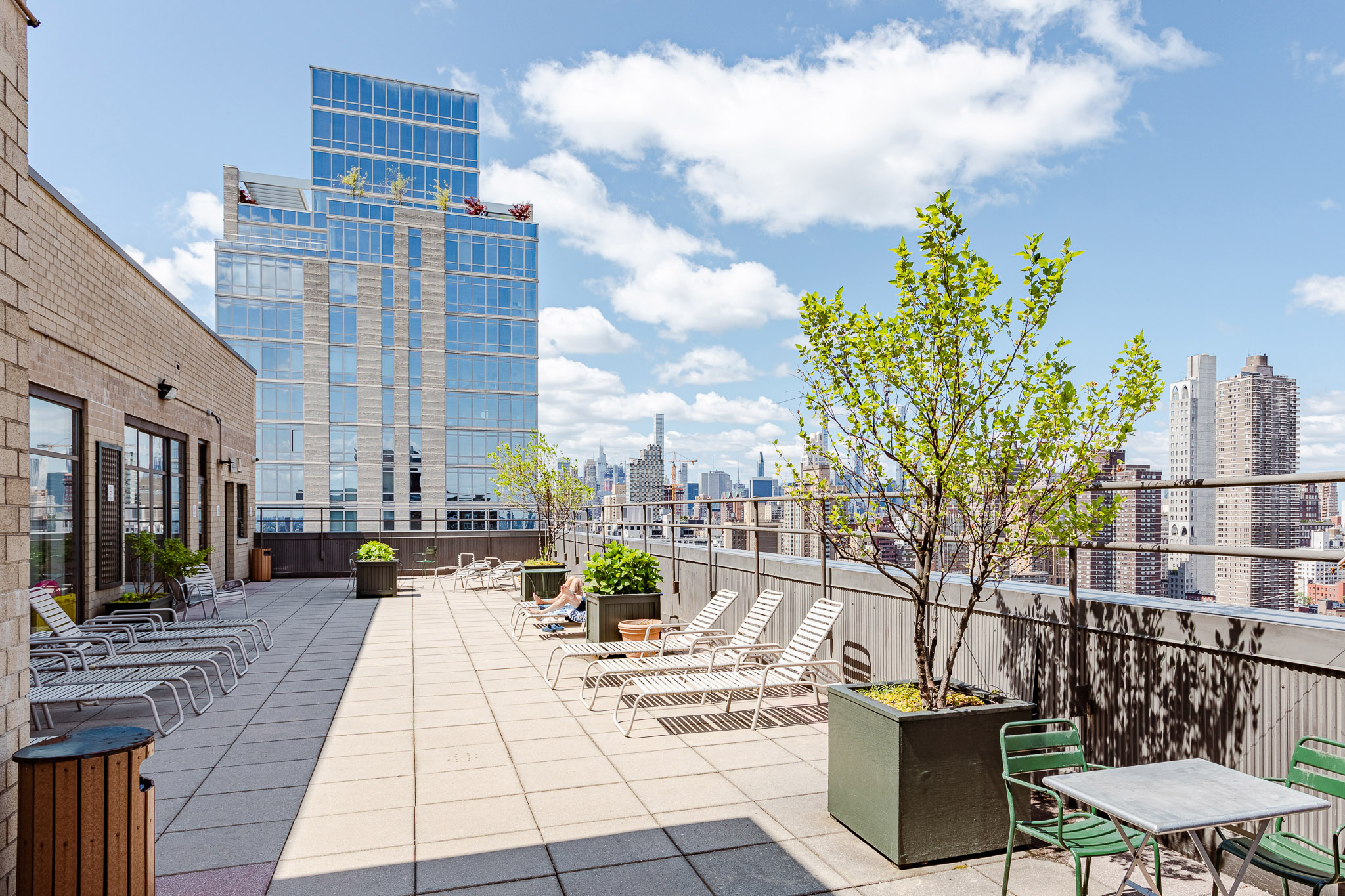 340 East 93rd Street, Unit 20J Manhattan, NY 10128 - Photo 8 of 11