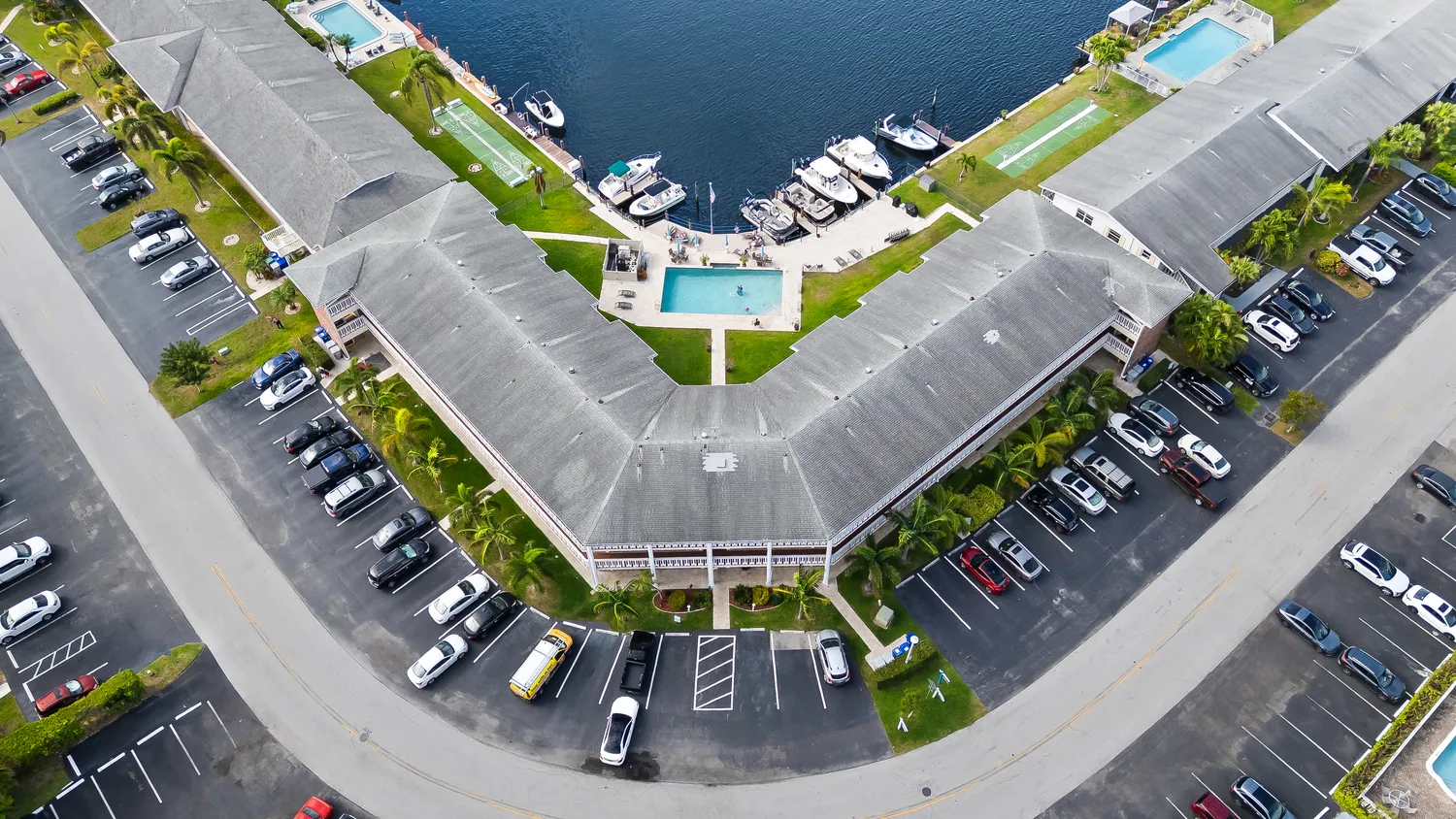 $259,000 | 700 Pine Drive, Unit 303, Pompano Beach, FL 33060