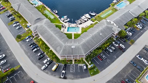 $259,000 | 700 Pine Drive, Unit 303, Pompano Beach, FL 33060