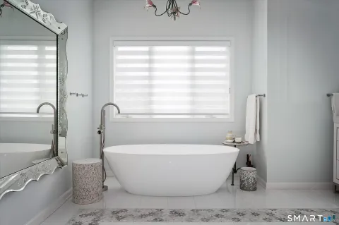 $2,495,000 | 215 South Lake Drive, Stamford, CT 06903