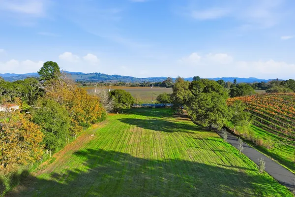 $2,890,000 | 2291 Westside Road, Healdsburg, CA 95448
