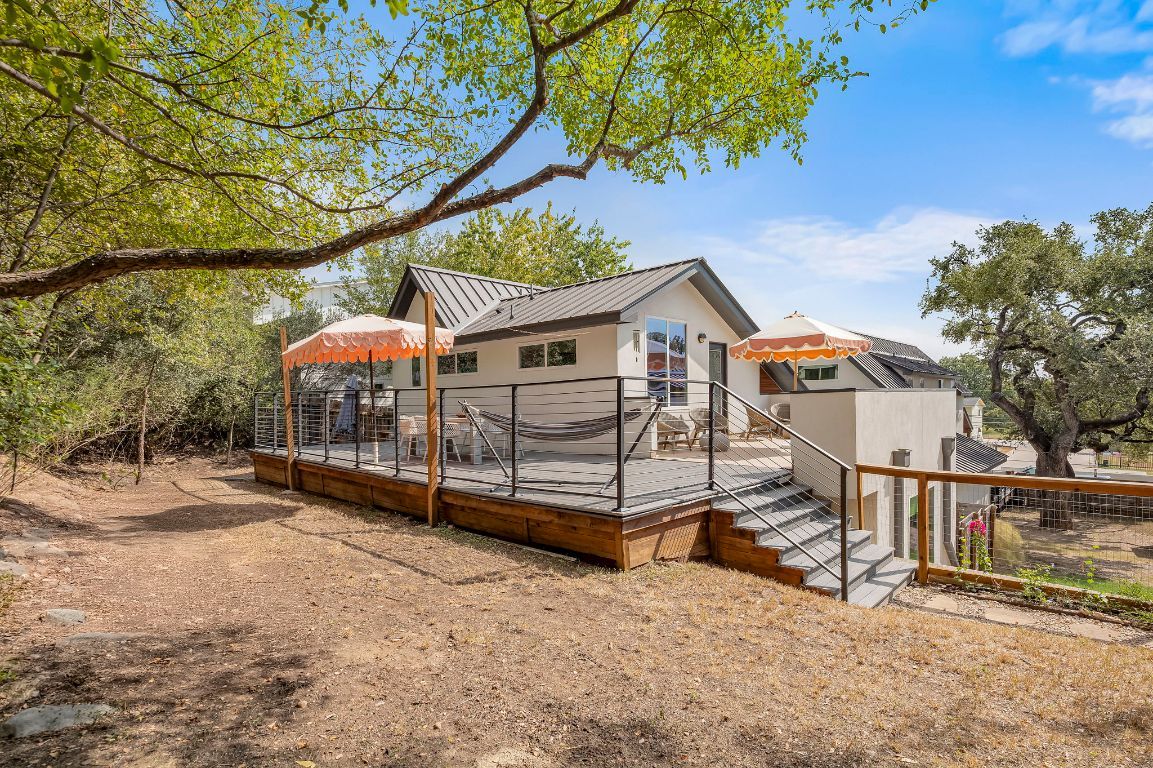 2812 Oak Springs Drive, Unit 2 Austin, TX 78702 - Photo 33 of 40