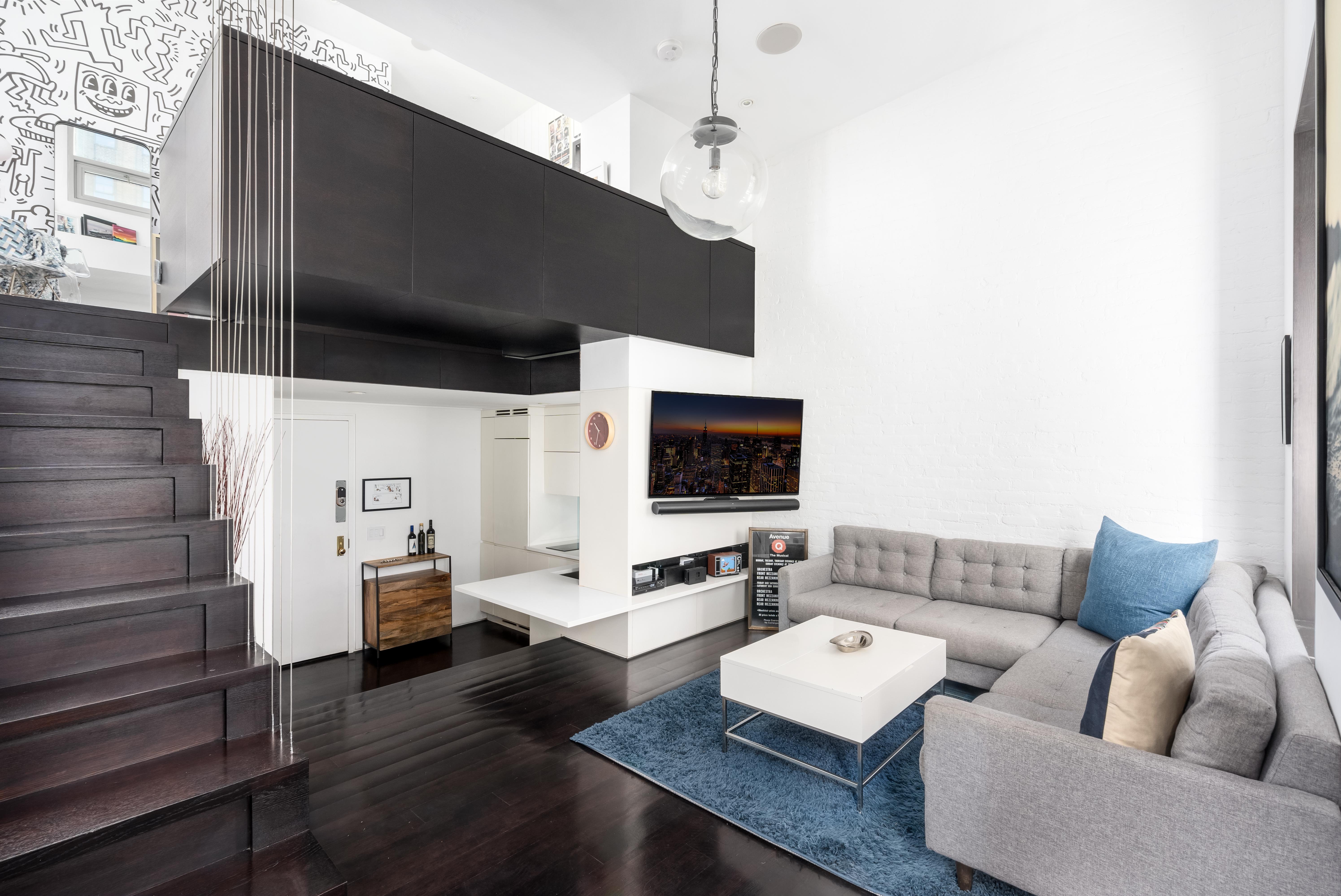 167 West 73rd Street, Unit 9 Manhattan, NY 10023 - Photo 3 of 7