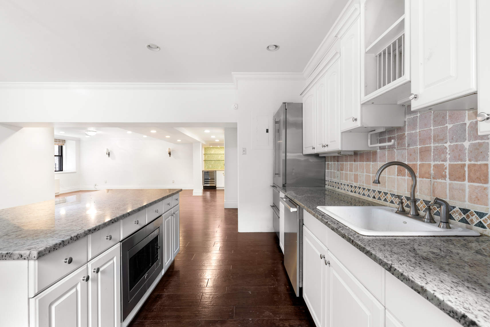 205 East 16th Street, Unit 2D Manhattan, NY 10003 - Photo 6 of 14