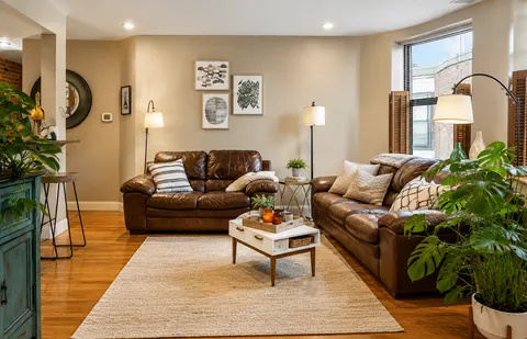$1,050,000 | Gainsborough Street, Boston, MA 02115