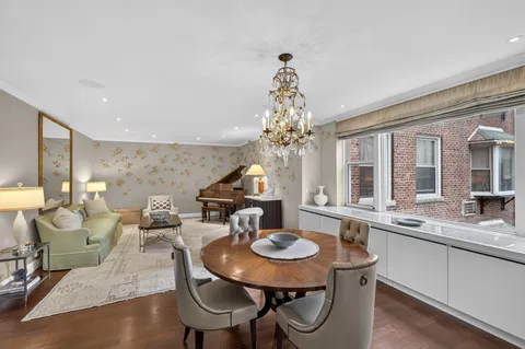 $1,795,000 | 161 East 90th Street, Unit 6C | Upper East Side
