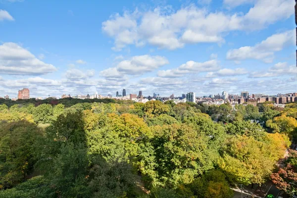 $4,350,000 | 1215 5th Avenue, Unit 12B/11A | Upper Carnegie Hill