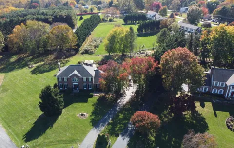 $780,000 | 3315 Berkshire Court South, Ijamsville, MD 21754