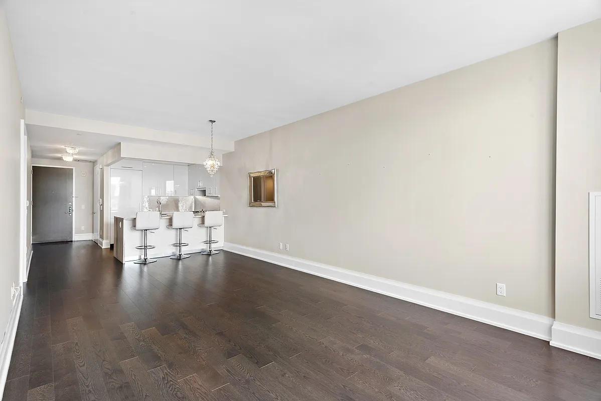 50 Riverside Boulevard, Unit 5K Manhattan, NY 10069 - Photo 2 of 6