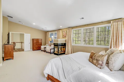 $1,275,000 | 15816 Thistlebridge Drive, Rockville, MD 20853