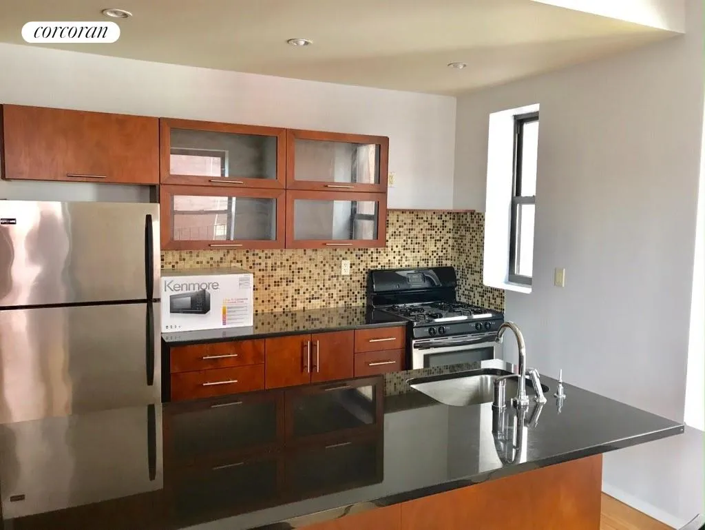 $2,800 | 277 Nostrand Avenue, Unit 3B | Bedford-Stuyvesant