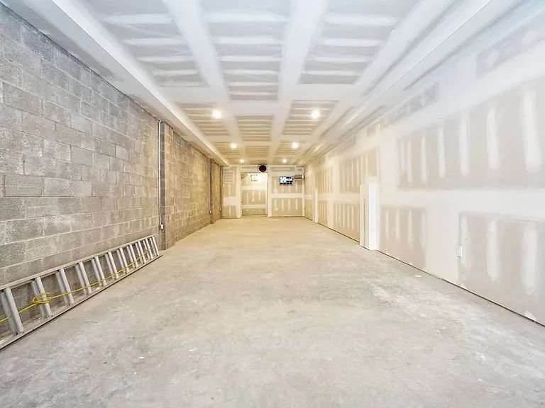 3020 Richmond Terrace Staten Island, NY 10303 - Photo 14 of 14