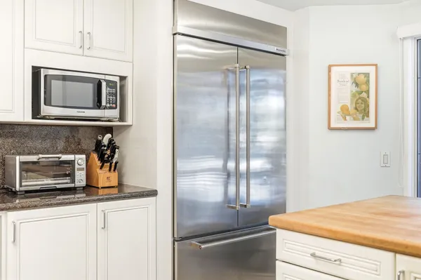 $1,495,000 | 2115 3rd Street, Unit 102, Santa Monica, CA 90405