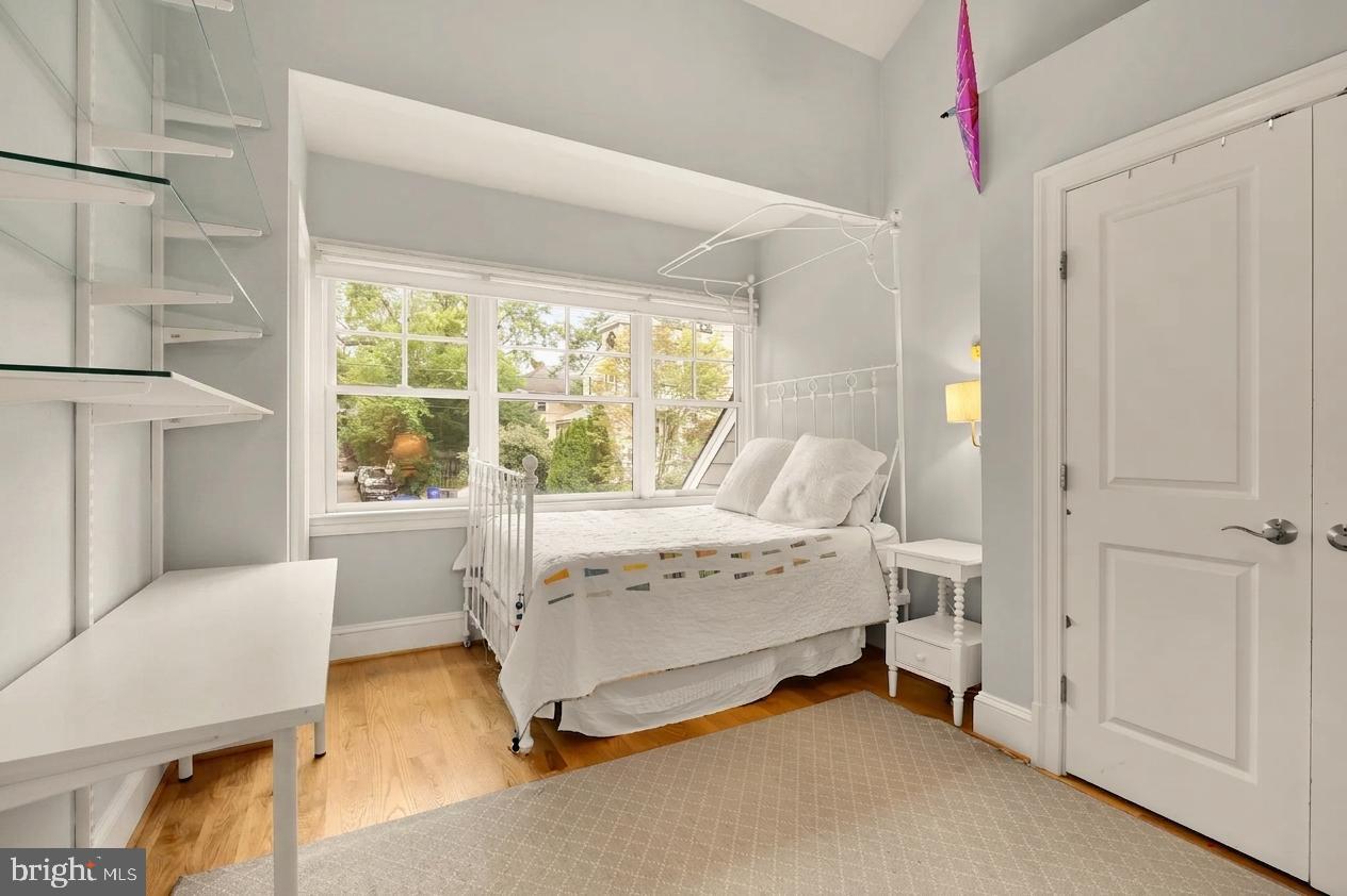 6512 Ridge Drive Bethesda, MD 20816 - Photo 33 of 42 Gallery Image 33