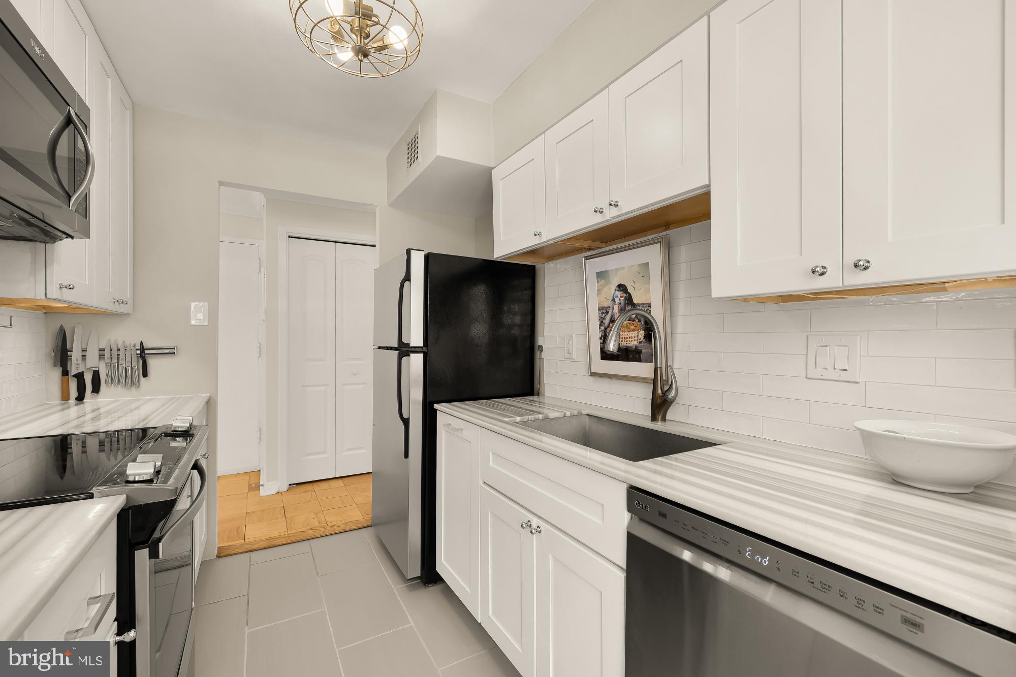 2501 Calvert Street Northwest, Unit 308 Washington, DC 20008 - Photo 11 of 22
