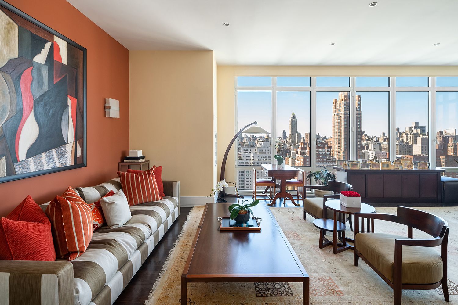 255 East 74th Street, Unit 21C Manhattan, NY 10021 - Photo 4 of 17