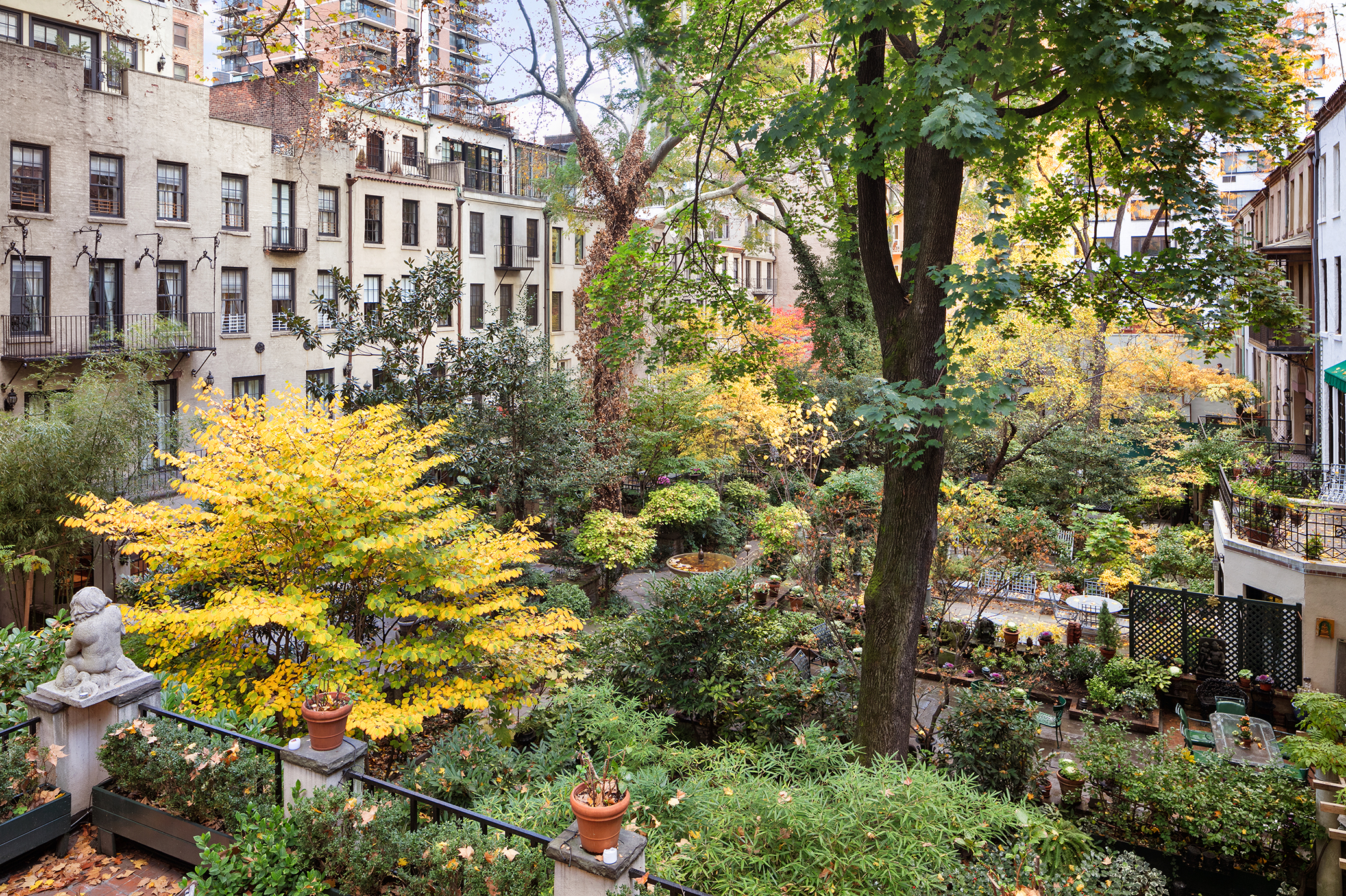 225 East 48th Street Manhattan, NY 10017 - Photo 23 of 26 Gallery Image 23