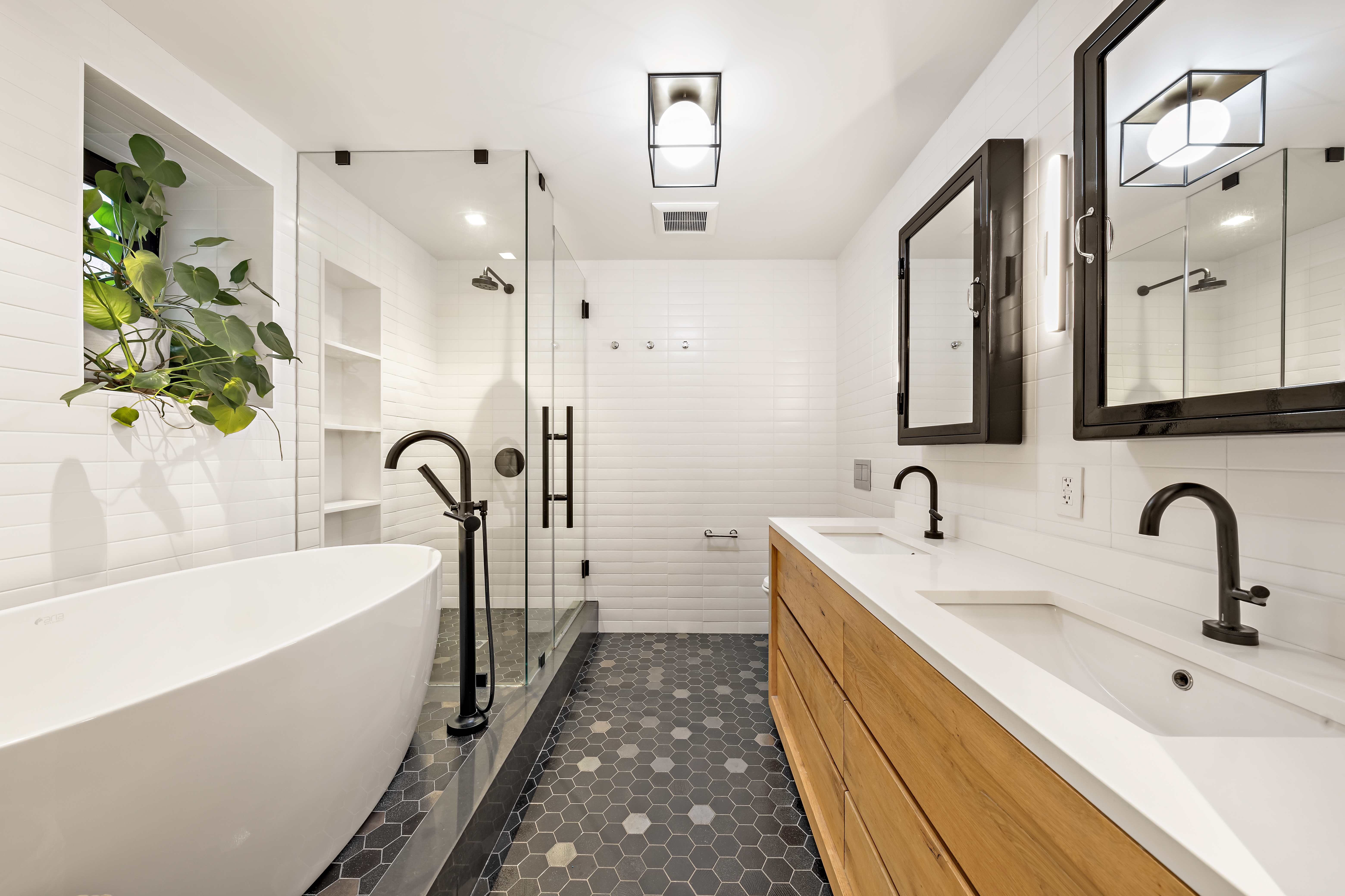 306 Mott Street, Unit PHTRIPLEX Manhattan, NY 10012 - Photo 14 of 32