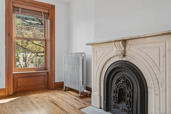 $6,300 | 315 Adelphi Street, Unit 3 | Fort Greene