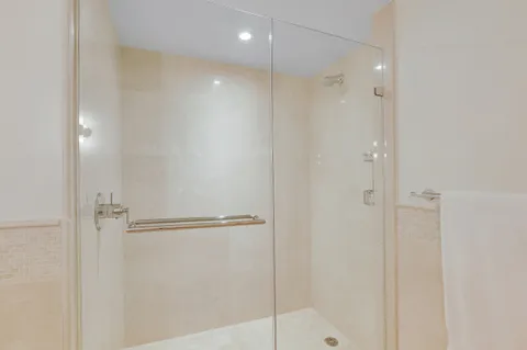 $2,390,000 | 200 East 66th Street, Unit D201 | Lenox Hill