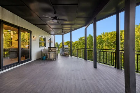 $1,999,990 | 5824 Woodland Hills Drive, Nashville, TN 37211